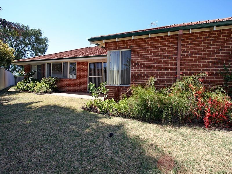 A/6 Seaton Close, Halls Head WA 6210