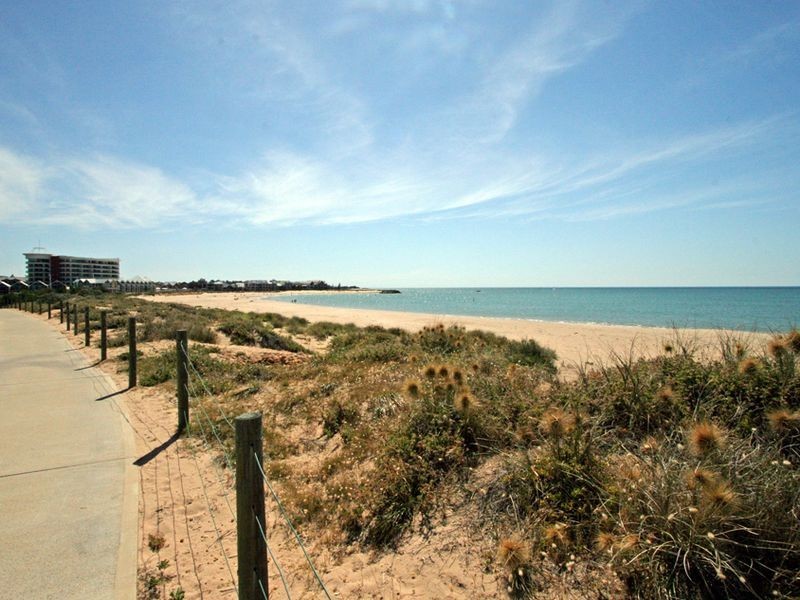 2/33 Beam Road, Mandurah WA 6210