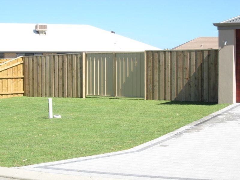 27 Karon Vista, Halls Head WA 6210