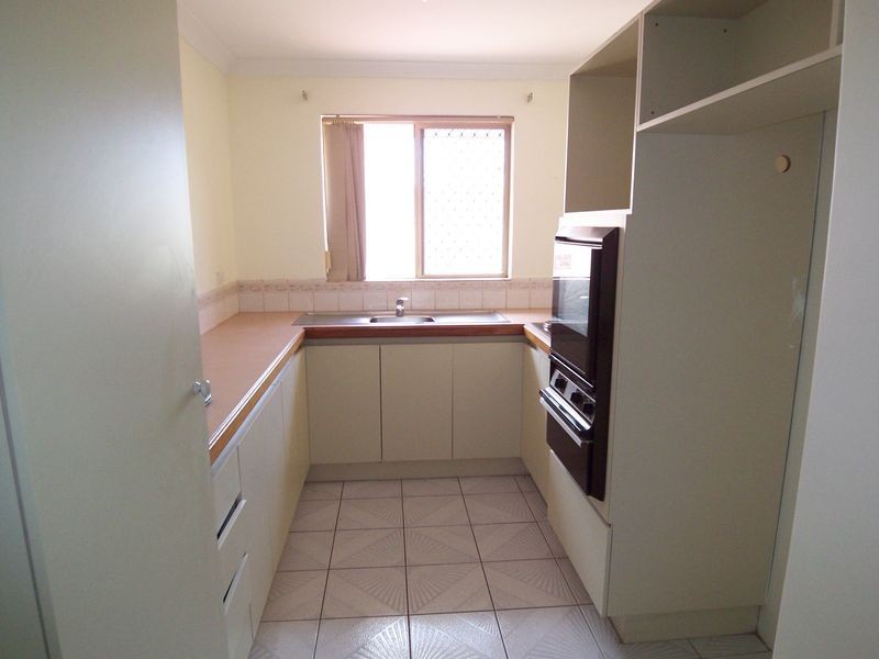 12 Portmarnock Circle, Halls Head WA 6210