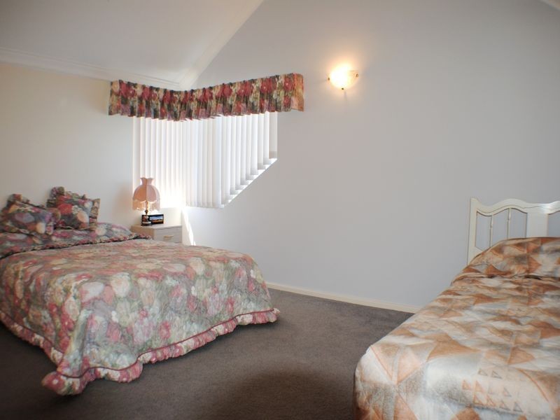 22 Leslie Street, Dudley Park WA 6210