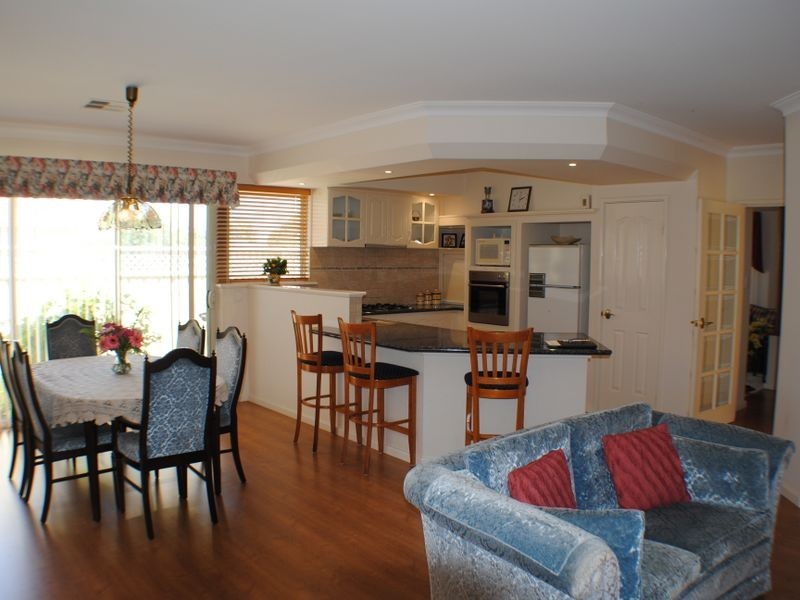 22 Leslie Street, Dudley Park WA 6210