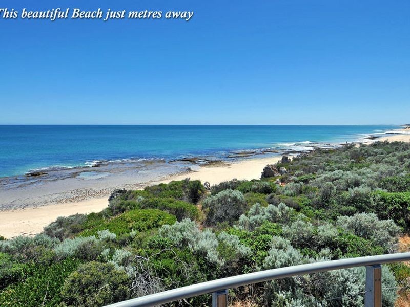 10 Splendens Turn, Halls Head WA 6210