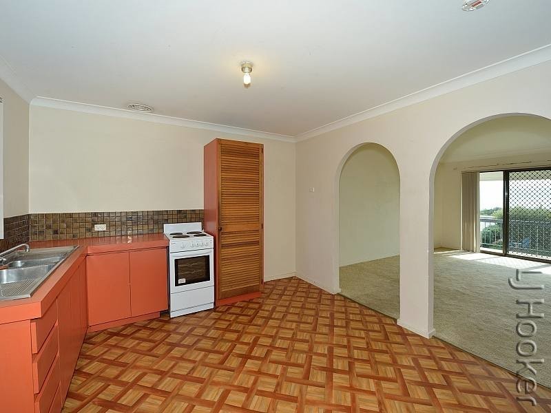13/24 Halls Head Parade, Halls Head WA 6210