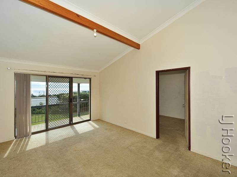 13/24 Halls Head Parade, Halls Head WA 6210