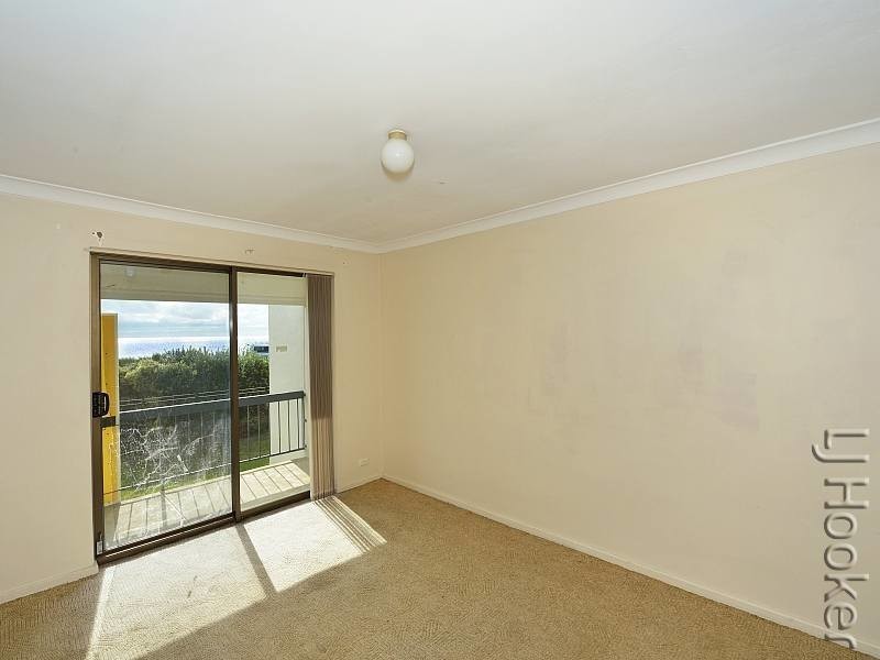 13/24 Halls Head Parade, Halls Head WA 6210