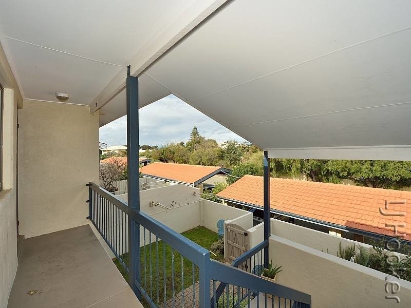 13/24 Halls Head Parade, Halls Head WA 6210
