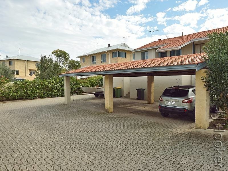 13/24 Halls Head Parade, Halls Head WA 6210