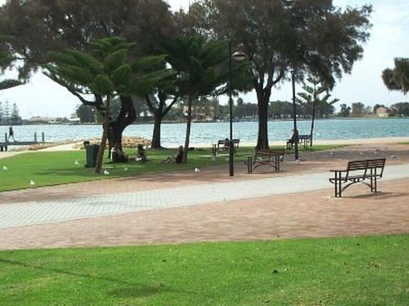 3/10 Creery Street, Dudley Park WA 6210