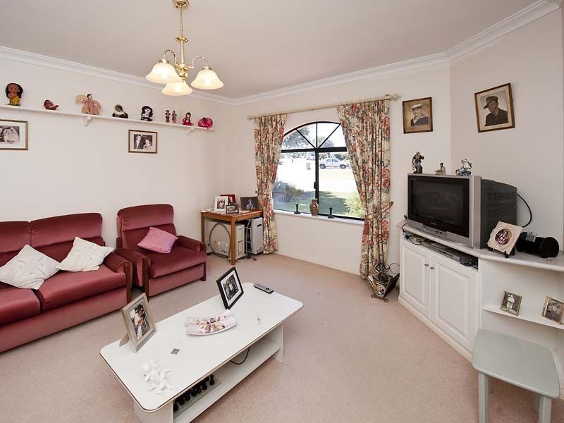 1B Montego Way, Halls Head WA 6210