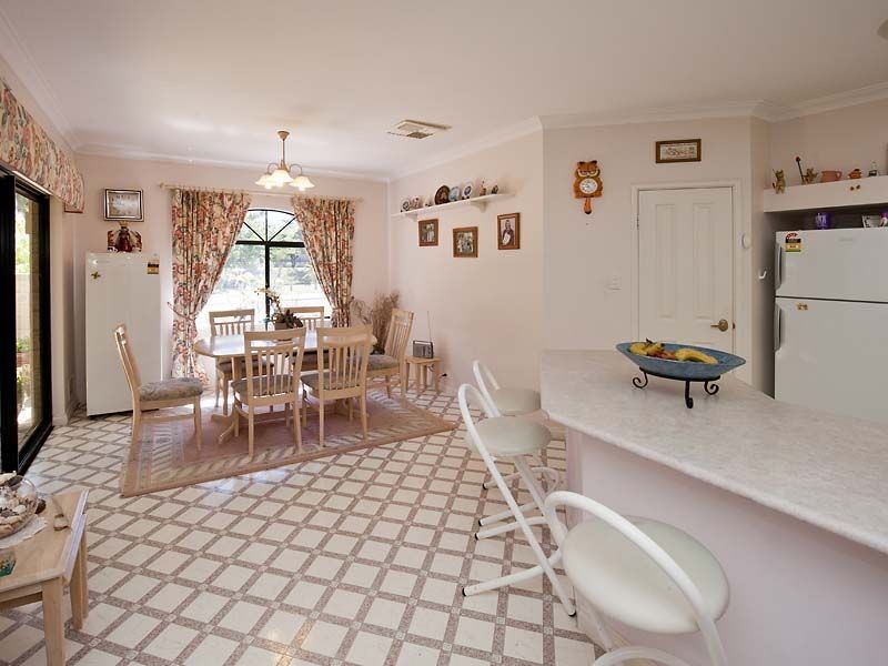 1B Montego Way, Halls Head WA 6210