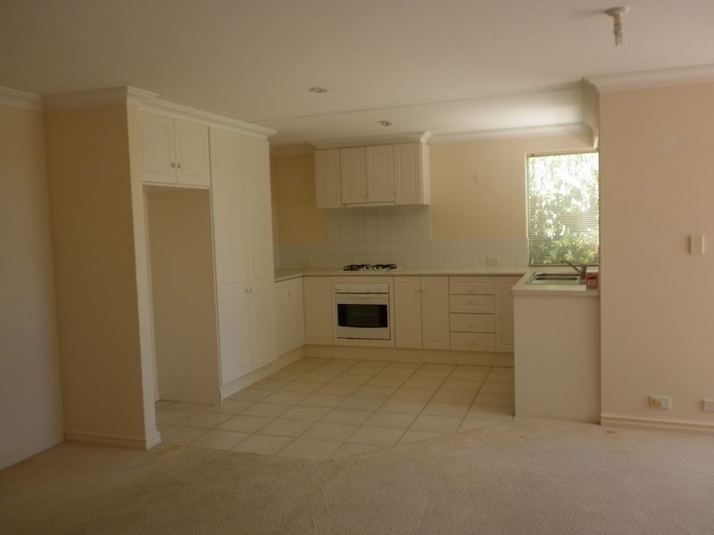6/1 Princeton Drive, Wannanup WA 6210