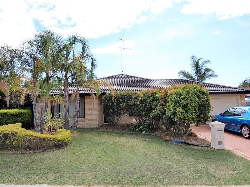 61 Templetonia Promenade, Halls Head WA 6210