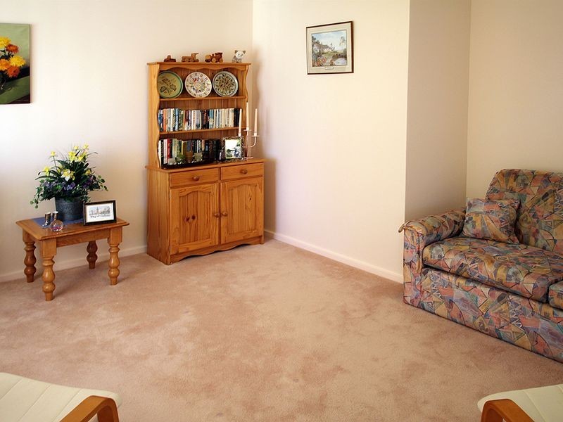 19 Floribunda Avenue, Halls Head WA 6210