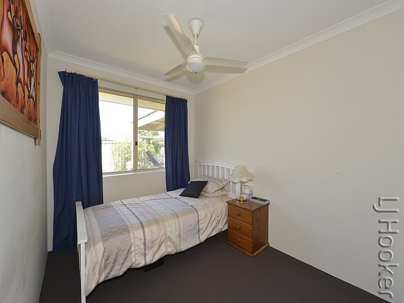 6 Pinegrove Vista, Meadow Springs WA 6210