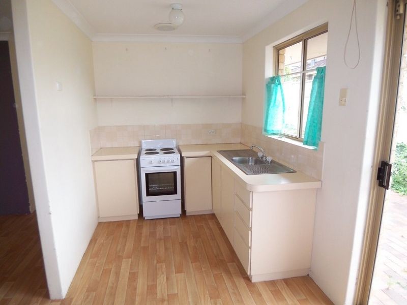 1/38 Shayne Street, Halls Head WA 6210