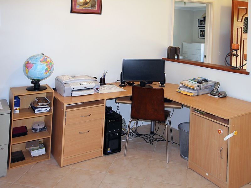 18 Coppercups Place, Halls Head WA 6210