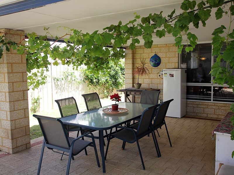 13 Sandalwood Close, Falcon WA 6210