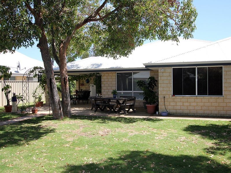 13 Sandalwood Close, Falcon WA 6210