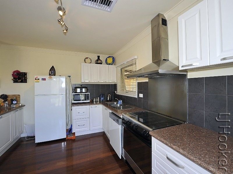 12 Terry Crescent, Mandurah WA 6210