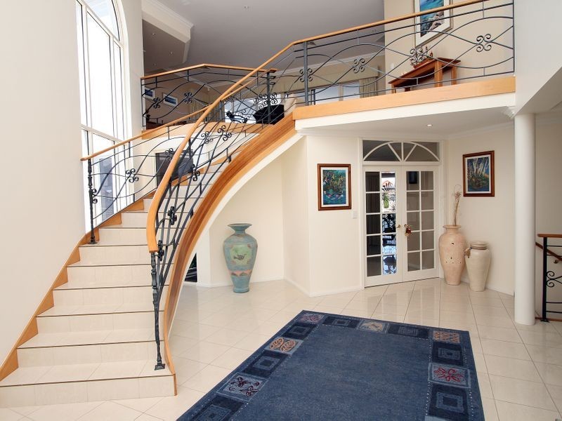 9 Santavea Mews, Halls Head WA 6210