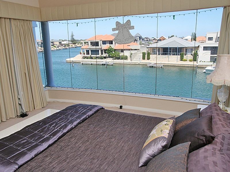 9 Santavea Mews, Halls Head WA 6210