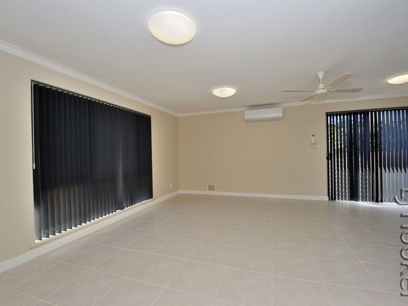 6B Talbot Close, Halls Head WA 6210