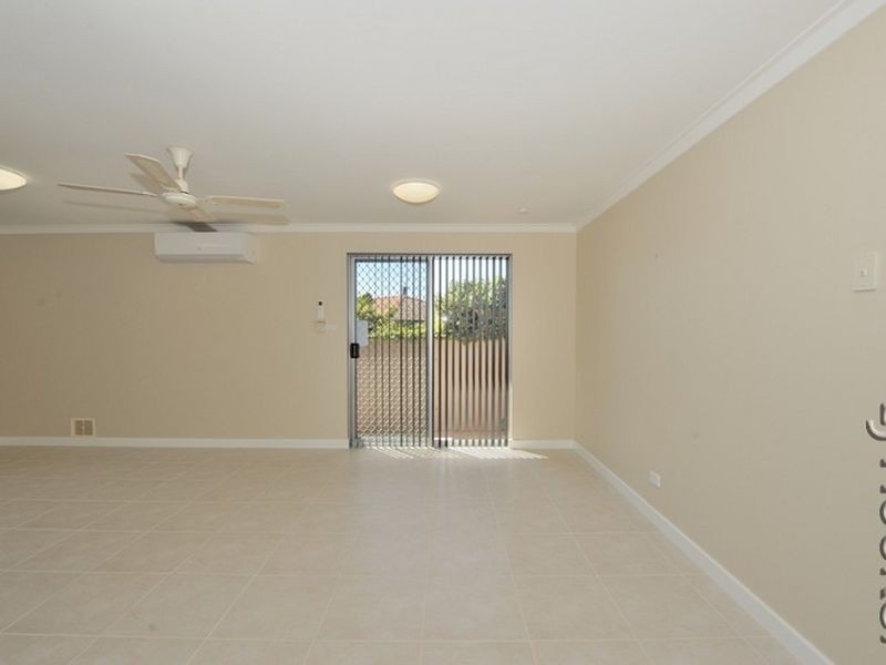 6B Talbot Close, Halls Head WA 6210