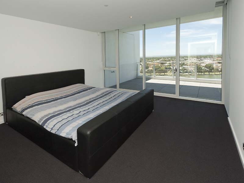 1403/3 Marco Polo Drive, Mandurah WA 6210