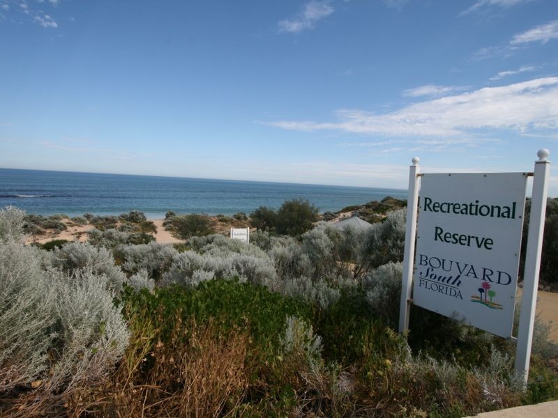 25 Wittenoom Turn, Dawesville WA 6211