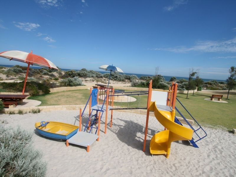 25 Wittenoom Turn, Dawesville WA 6211