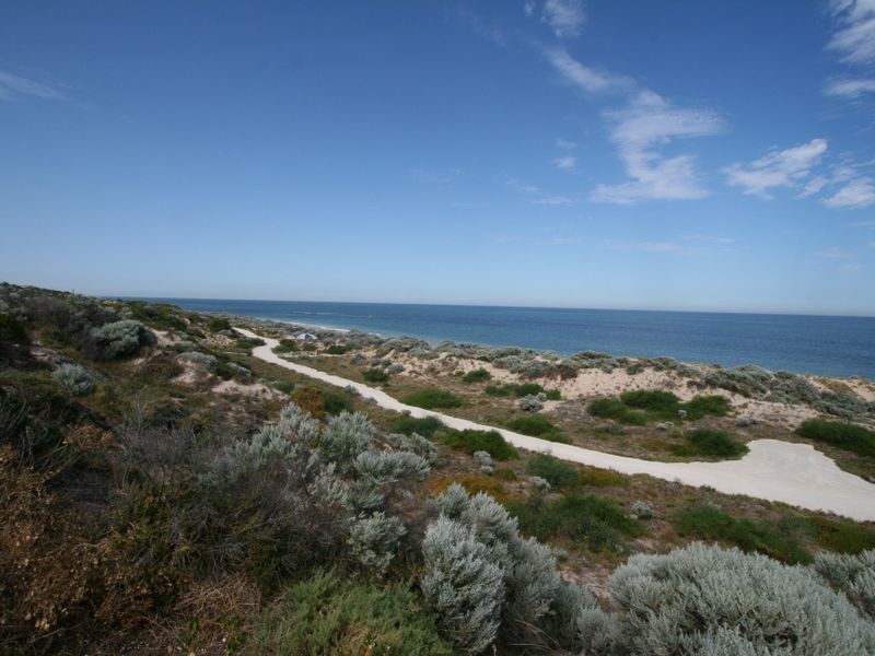 25 Wittenoom Turn, Dawesville WA 6211