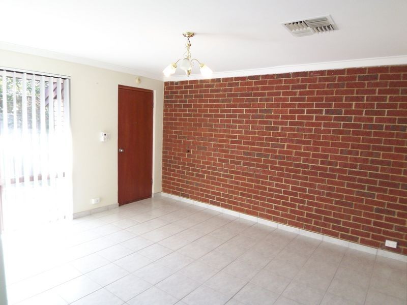 2/24 Hall Street, Mandurah WA 6210