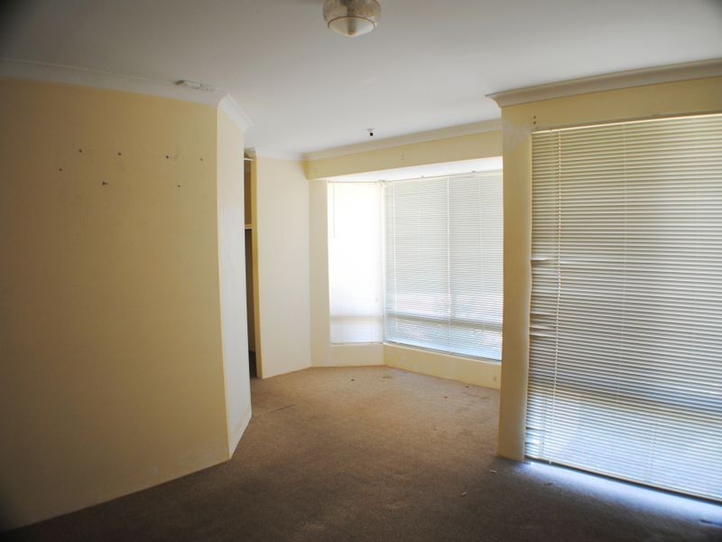 10 Albermarle Close, Coodanup WA 6210