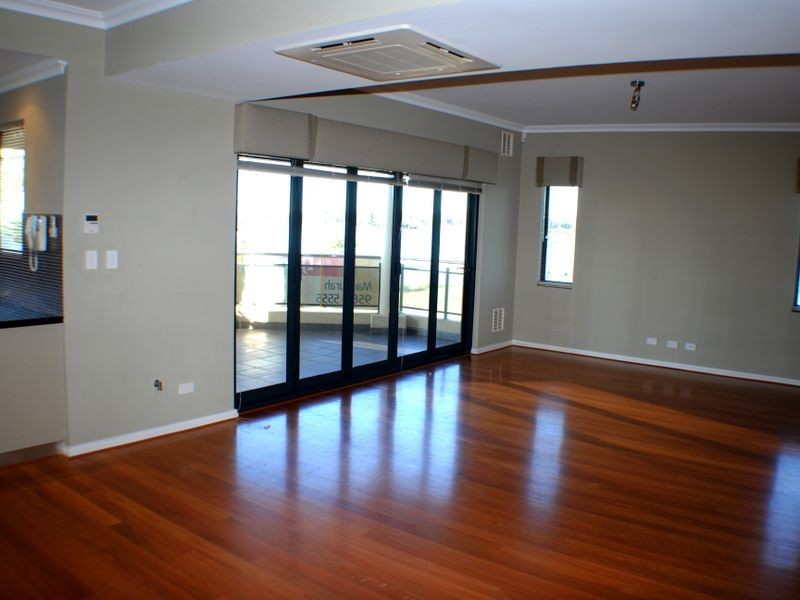 2/4 Dorsodura Way, Mandurah WA 6210