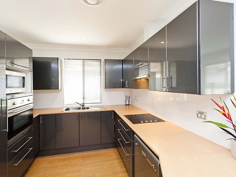 121 Mclarty Road, Halls Head WA 6210