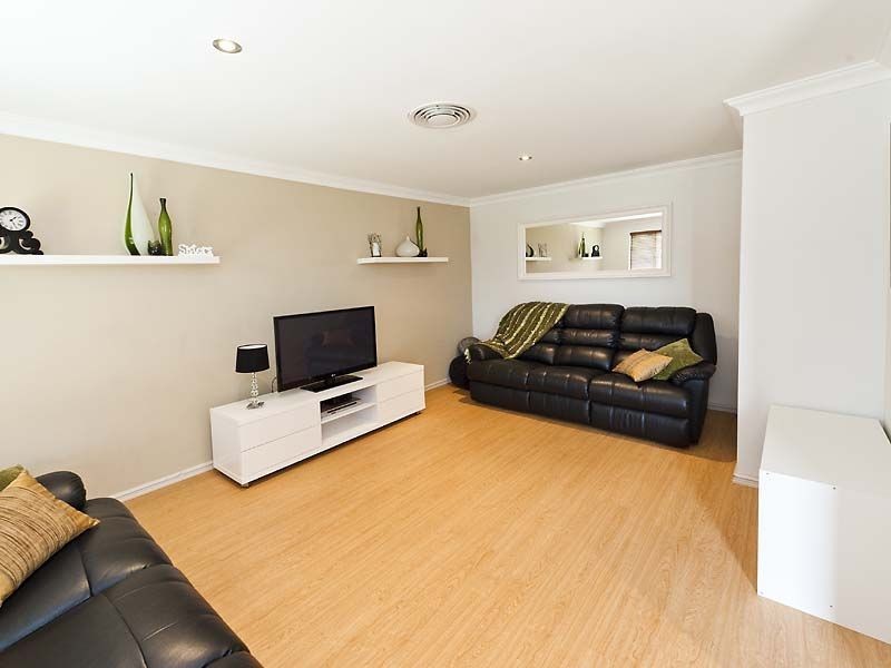 121 Mclarty Road, Halls Head WA 6210