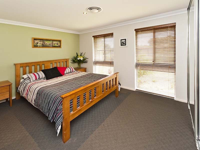 121 Mclarty Road, Halls Head WA 6210