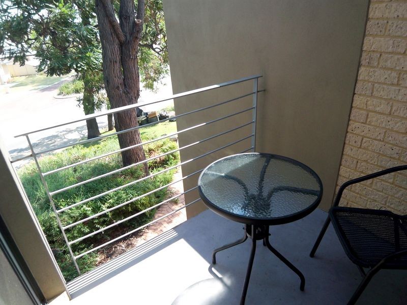 48/1 Mariners Cove Drive, Dudley Park WA 6210