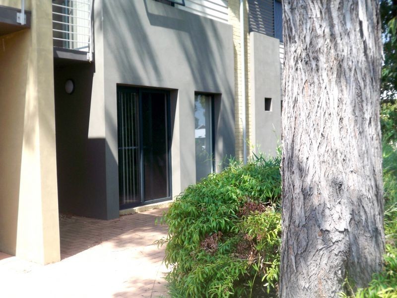 48/1 Mariners Cove Drive, Dudley Park WA 6210