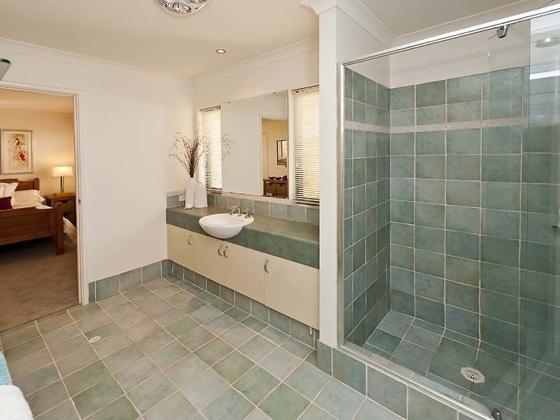 13 Brindabella Crescent, Halls Head WA 6210