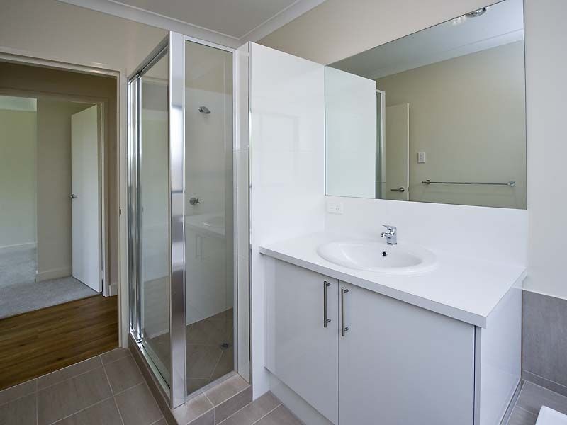 34 Buckingham Drive, Wannanup WA 6210