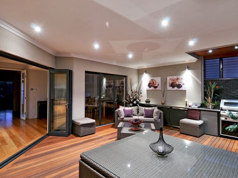 27 Ragamuffin Point, Halls Head WA 6210