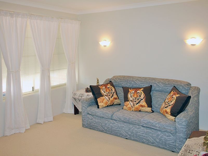 38 Floribunda Avenue, Halls Head WA 6210