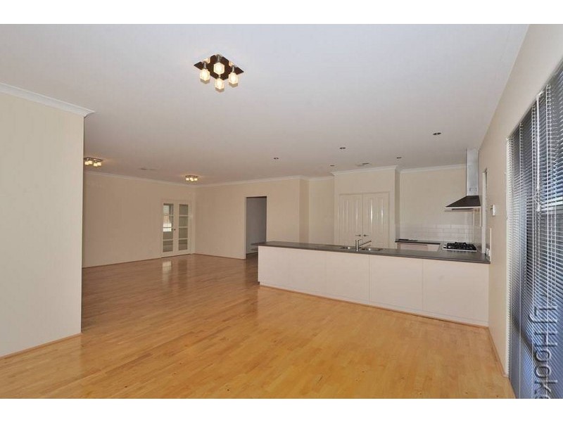 9 Skylark Loop, Erskine WA 6210