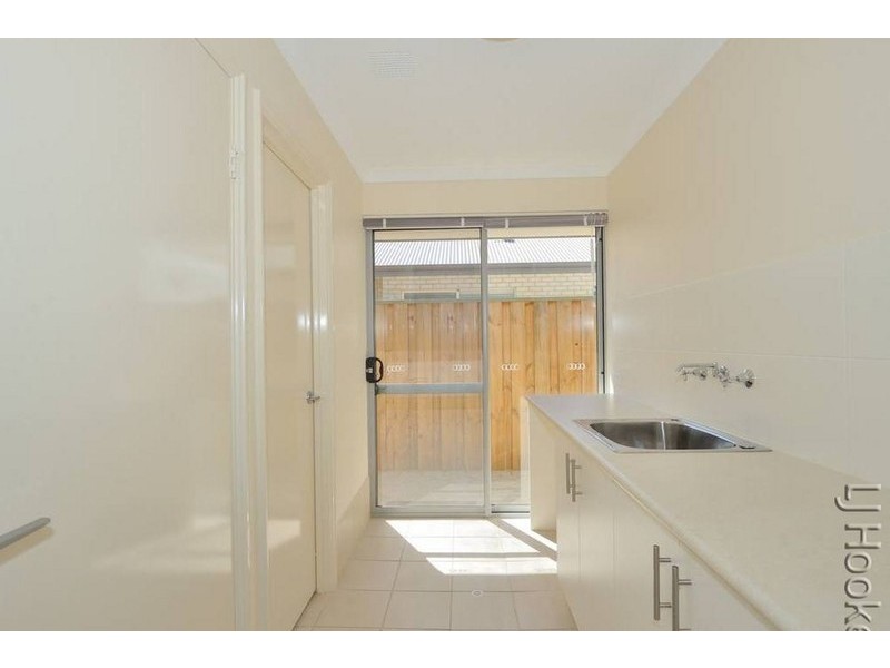 9 Skylark Loop, Erskine WA 6210