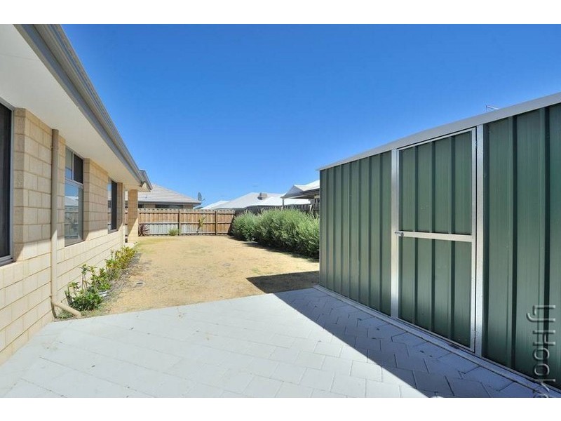 9 Skylark Loop, Erskine WA 6210