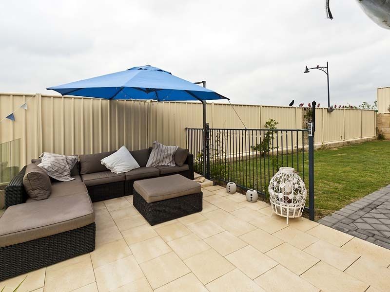 14 Nullagine Pass, Dawesville WA 6211