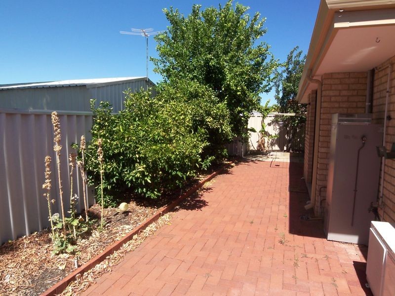 17b Dior Place, Greenfields WA 6210