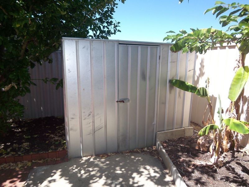 17b Dior Place, Greenfields WA 6210